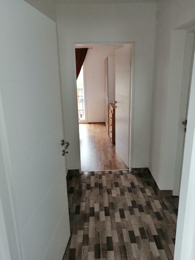 Peroj 100 C Apartment Exterior photo
